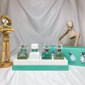 Tiffany Diamond Perfume Sample 4-Piece Set-3482